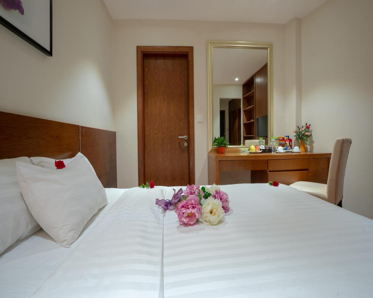 Hovi Universal - My Hotel Hanoi Exterior photo